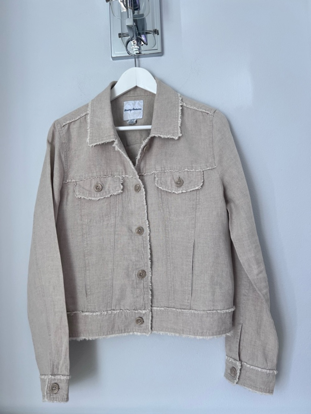 Tommy Bahama Three Palms Women's Light Beige Jean Jacket - Picture 3 of 11